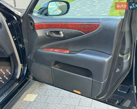 Черный Лексус ЛС, объемом двигателя 4.6 л и пробегом 251 тыс. км за 12500 $, фото 43 на Automoto.ua