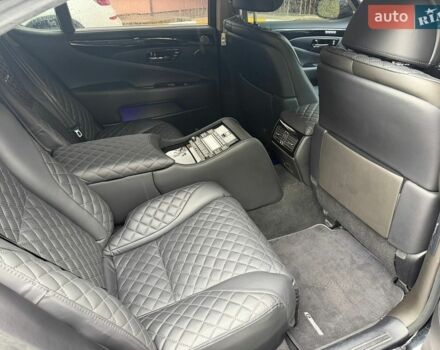 Черный Лексус ЛС, объемом двигателя 4.61 л и пробегом 178 тыс. км за 12300 $, фото 11 на Automoto.ua