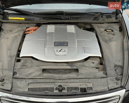 Черный Лексус ЛС, объемом двигателя 4.97 л и пробегом 222 тыс. км за 9900 $, фото 40 на Automoto.ua