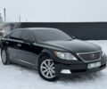 Черный Лексус ЛС, объемом двигателя 4.6 л и пробегом 277 тыс. км за 14999 $, фото 6 на Automoto.ua