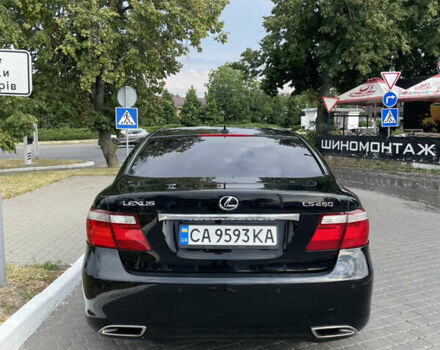 Черный Лексус ЛС, объемом двигателя 4.6 л и пробегом 233 тыс. км за 10500 $, фото 4 на Automoto.ua