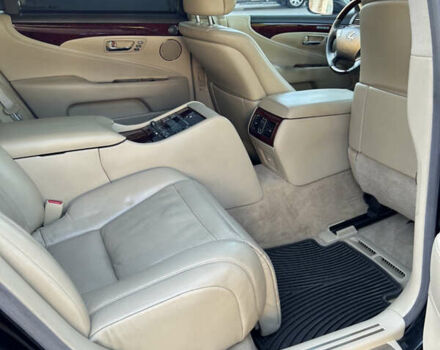 Черный Лексус ЛС, объемом двигателя 4.61 л и пробегом 320 тыс. км за 11500 $, фото 46 на Automoto.ua
