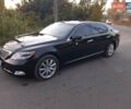 Черный Лексус ЛС, объемом двигателя 4.97 л и пробегом 229 тыс. км за 10800 $, фото 1 на Automoto.ua