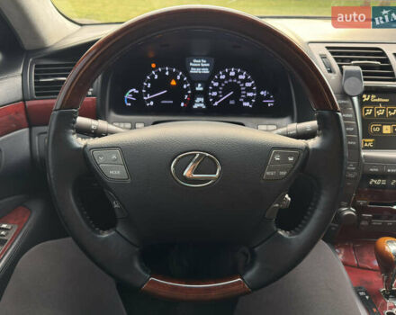 Черный Лексус ЛС, объемом двигателя 4.97 л и пробегом 222 тыс. км за 9900 $, фото 43 на Automoto.ua