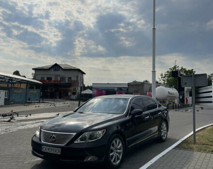 Черный Лексус ЛС, объемом двигателя 4.6 л и пробегом 233 тыс. км за 10500 $, фото 1 на Automoto.ua