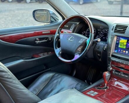 Чорний Лексус ЛС, об'ємом двигуна 4.6 л та пробігом 245 тис. км за 12700 $, фото 12 на Automoto.ua