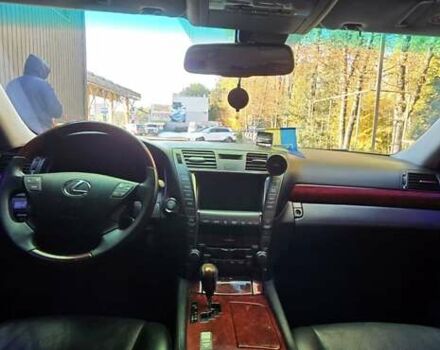 Черный Лексус ЛС, объемом двигателя 4.61 л и пробегом 190 тыс. км за 15000 $, фото 30 на Automoto.ua