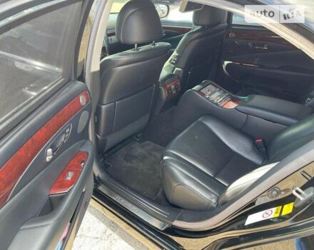 Черный Лексус ЛС, объемом двигателя 4.6 л и пробегом 134 тыс. км за 18000 $, фото 11 на Automoto.ua