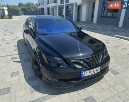 Черный Лексус ЛС, объемом двигателя 4.61 л и пробегом 320 тыс. км за 14500 $, фото 2 на Automoto.ua