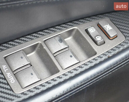 Черный Лексус ЛС, объемом двигателя 4.61 л и пробегом 275 тыс. км за 13900 $, фото 34 на Automoto.ua