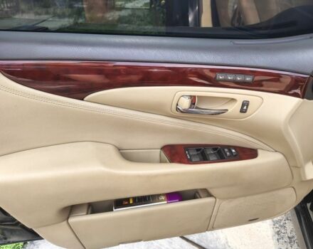 Чорний Лексус ЛС, об'ємом двигуна 4.6 л та пробігом 260 тис. км за 11000 $, фото 14 на Automoto.ua