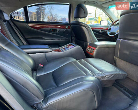 Чорний Лексус ЛС, об'ємом двигуна 4.6 л та пробігом 245 тис. км за 12700 $, фото 25 на Automoto.ua