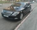 Черный Лексус ЛС, объемом двигателя 4.6 л и пробегом 142 тыс. км за 16000 $, фото 1 на Automoto.ua