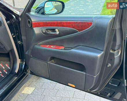 Чорний Лексус ЛС, об'ємом двигуна 4.6 л та пробігом 245 тис. км за 12700 $, фото 32 на Automoto.ua