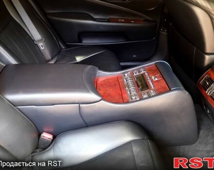 Черный Лексус ЛС, объемом двигателя 4.6 л и пробегом 276 тыс. км за 10200 $, фото 11 на Automoto.ua