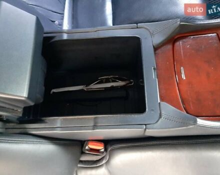 Черный Лексус ЛС, объемом двигателя 4.97 л и пробегом 229 тыс. км за 10800 $, фото 6 на Automoto.ua