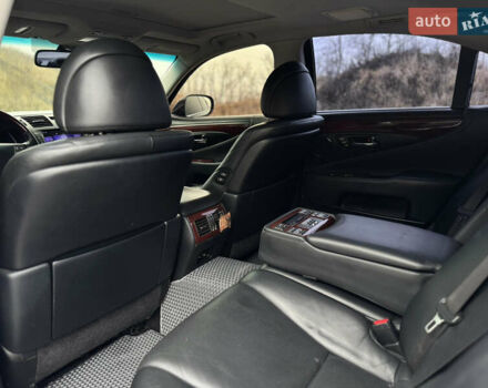 Черный Лексус ЛС, объемом двигателя 4.61 л и пробегом 320 тыс. км за 14500 $, фото 44 на Automoto.ua