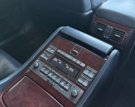 Черный Лексус ЛС, объемом двигателя 4.6 л и пробегом 215 тыс. км за 12400 $, фото 17 на Automoto.ua