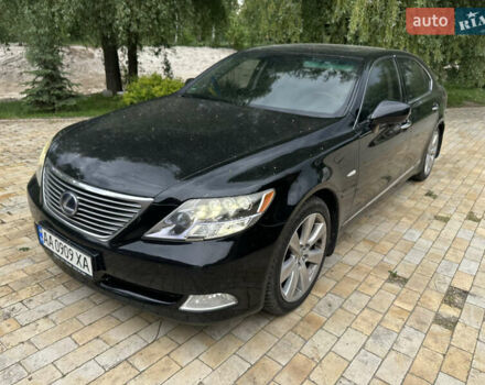 Черный Лексус ЛС, объемом двигателя 5 л и пробегом 142 тыс. км за 16900 $, фото 15 на Automoto.ua