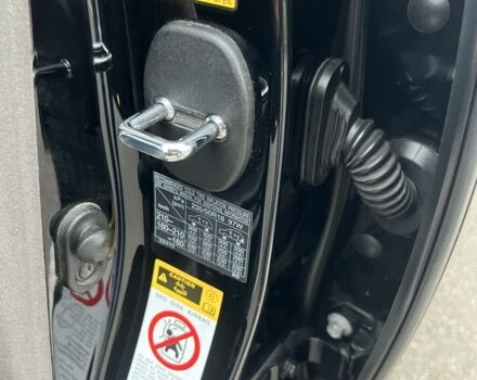 Черный Лексус ЛС, объемом двигателя 4.6 л и пробегом 230 тыс. км за 13800 $, фото 15 на Automoto.ua