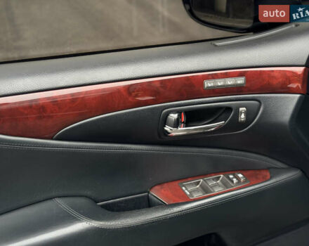 Черный Лексус ЛС, объемом двигателя 4.61 л и пробегом 320 тыс. км за 14500 $, фото 41 на Automoto.ua