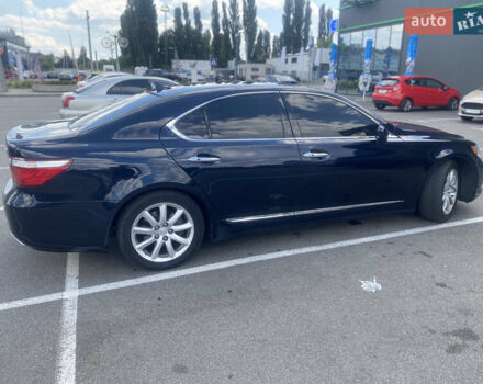 Чорний Лексус ЛС, об'ємом двигуна 4.61 л та пробігом 190 тис. км за 15000 $, фото 4 на Automoto.ua