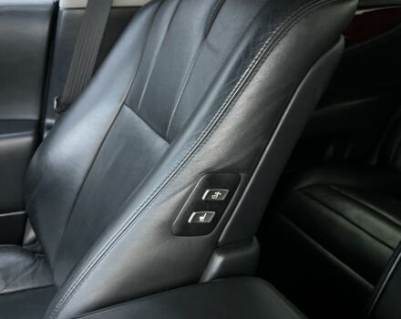 Черный Лексус ЛС, объемом двигателя 4.6 л и пробегом 230 тыс. км за 13800 $, фото 9 на Automoto.ua