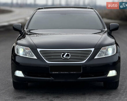 Черный Лексус ЛС, объемом двигателя 4.61 л и пробегом 320 тыс. км за 14500 $, фото 6 на Automoto.ua