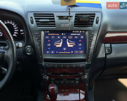 Черный Лексус ЛС, объемом двигателя 4.61 л и пробегом 316 тыс. км за 11800 $, фото 18 на Automoto.ua