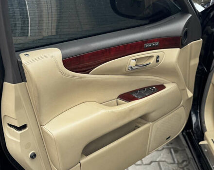 Черный Лексус ЛС, объемом двигателя 4.6 л и пробегом 192 тыс. км за 13500 $, фото 30 на Automoto.ua