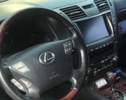 Черный Лексус ЛС, объемом двигателя 4.6 л и пробегом 199 тыс. км за 9000 $, фото 5 на Automoto.ua