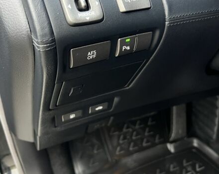 Черный Лексус ЛС, объемом двигателя 4.6 л и пробегом 230 тыс. км за 13800 $, фото 8 на Automoto.ua