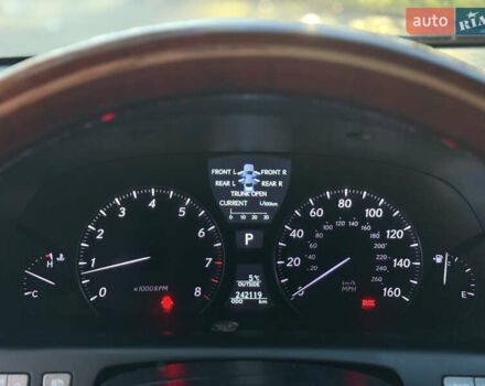 Чорний Лексус ЛС, об'ємом двигуна 4.61 л та пробігом 242 тис. км за 12600 $, фото 12 на Automoto.ua