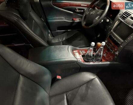 Черный Лексус ЛС, объемом двигателя 4.97 л и пробегом 347 тыс. км за 14500 $, фото 9 на Automoto.ua