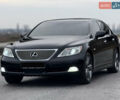 Черный Лексус ЛС, объемом двигателя 4.61 л и пробегом 308 тыс. км за 11999 $, фото 4 на Automoto.ua