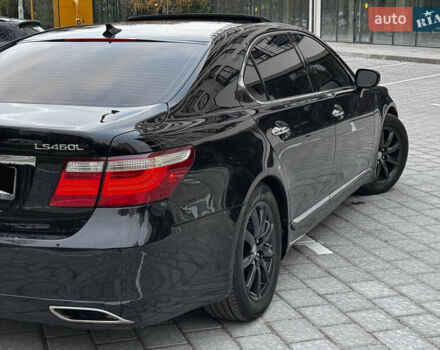 Черный Лексус ЛС, объемом двигателя 4.6 л и пробегом 192 тыс. км за 13500 $, фото 6 на Automoto.ua