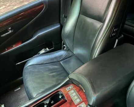 Черный Лексус ЛС, объемом двигателя 4.61 л и пробегом 181 тыс. км за 15000 $, фото 4 на Automoto.ua