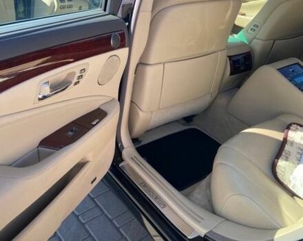 Черный Лексус ЛС, объемом двигателя 5 л и пробегом 141 тыс. км за 14500 $, фото 8 на Automoto.ua