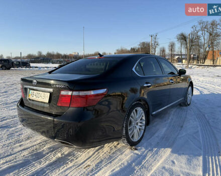 Черный Лексус ЛС, объемом двигателя 4.97 л и пробегом 323 тыс. км за 14500 $, фото 3 на Automoto.ua