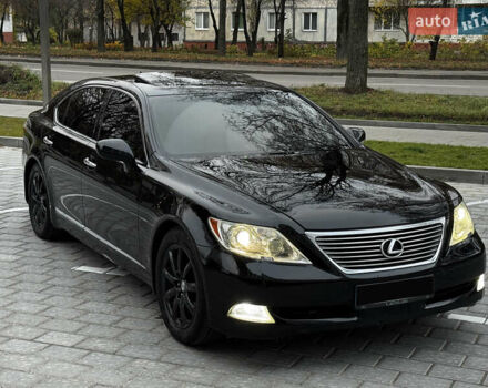 Черный Лексус ЛС, объемом двигателя 4.6 л и пробегом 192 тыс. км за 13500 $, фото 12 на Automoto.ua