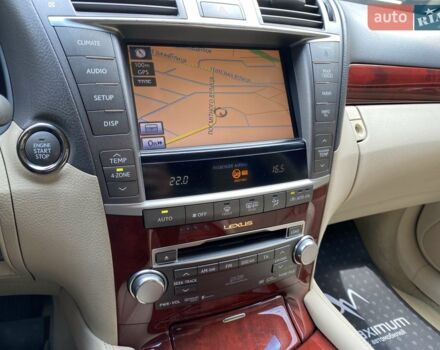 Черный Лексус ЛС, объемом двигателя 4.6 л и пробегом 215 тыс. км за 14900 $, фото 21 на Automoto.ua