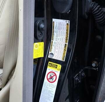 Черный Лексус ЛС, объемом двигателя 4.61 л и пробегом 215 тыс. км за 15500 $, фото 4 на Automoto.ua