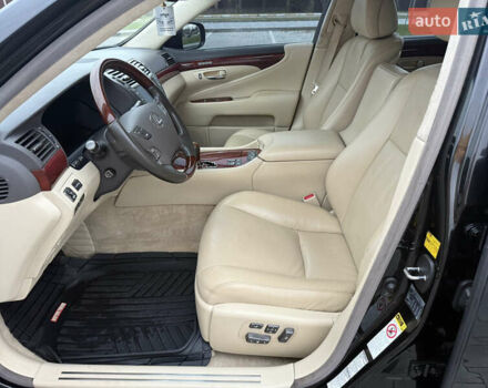 Черный Лексус ЛС, объемом двигателя 4.61 л и пробегом 208 тыс. км за 11350 $, фото 14 на Automoto.ua