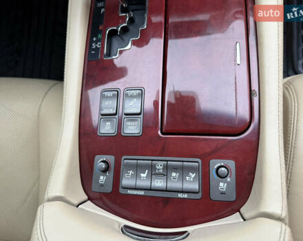 Чорний Лексус ЛС, об'ємом двигуна 4.61 л та пробігом 208 тис. км за 11350 $, фото 27 на Automoto.ua