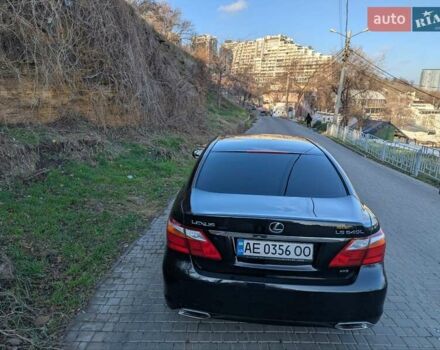 Чорний Лексус ЛС, об'ємом двигуна 4.61 л та пробігом 150 тис. км за 16000 $, фото 38 на Automoto.ua