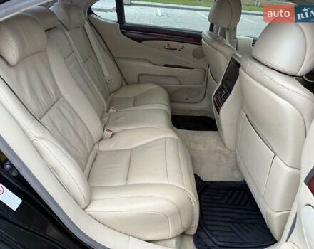 Черный Лексус ЛС, объемом двигателя 4.61 л и пробегом 208 тыс. км за 11350 $, фото 22 на Automoto.ua