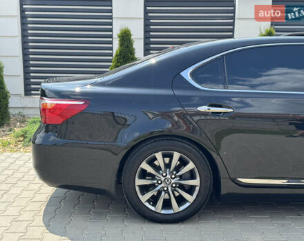 Чорний Лексус ЛС, об'ємом двигуна 4.61 л та пробігом 151 тис. км за 19999 $, фото 50 на Automoto.ua