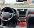 Черный Лексус ЛС, объемом двигателя 4.61 л и пробегом 151 тыс. км за 10995 $, фото 10 на Automoto.ua