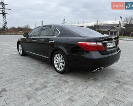 Черный Лексус ЛС, объемом двигателя 4.61 л и пробегом 208 тыс. км за 11350 $, фото 8 на Automoto.ua