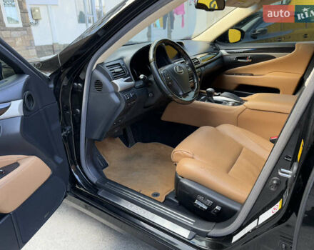 Черный Лексус ЛС, объемом двигателя 4.61 л и пробегом 178 тыс. км за 24990 $, фото 11 на Automoto.ua
